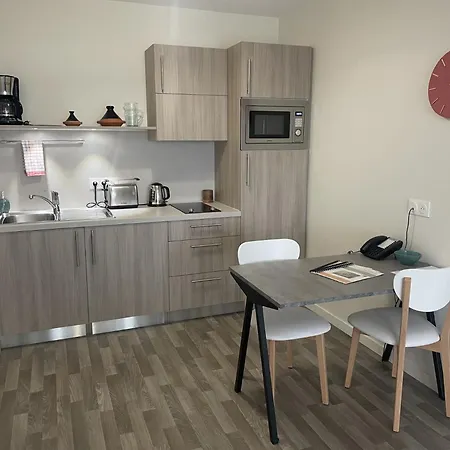 Domitys Peira Rosa - Purpan Aparthotel